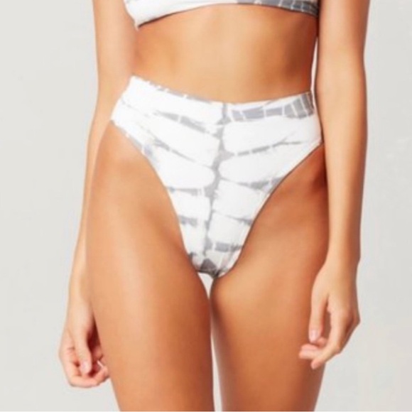 L*Space White Tie Dye French Cut Bikini Bottoms - Picture 2 of 7